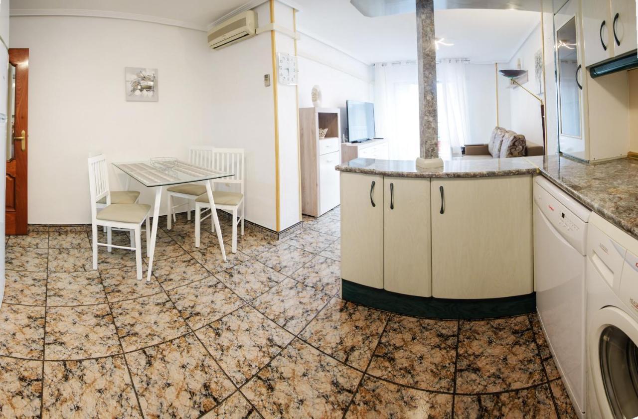Holiday La Loma Apartment Torrevieja Dış mekan fotoğraf