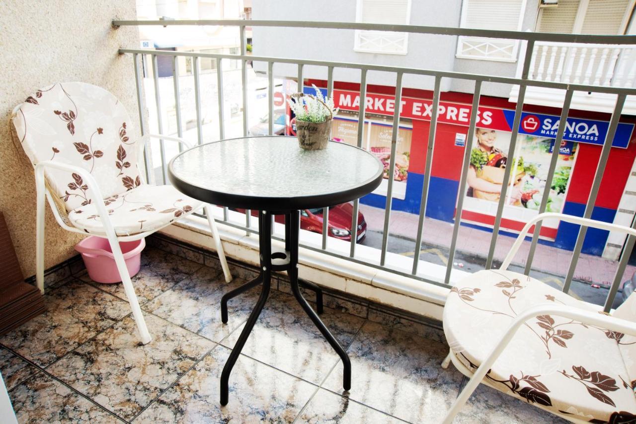 Holiday La Loma Apartment Torrevieja Dış mekan fotoğraf